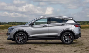 Автомобили внедорожники в Волгограде